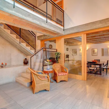 Casa Mas * פוינסה